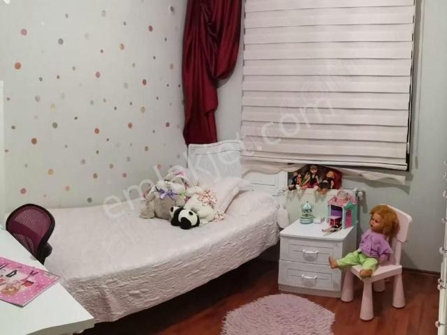 Yalı Mahallesi, Karşıyaka içerisinde satılık mülk