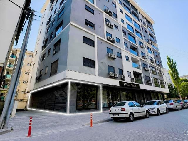 Karşiyaka, İzmir içerisinde satılık Dükkan