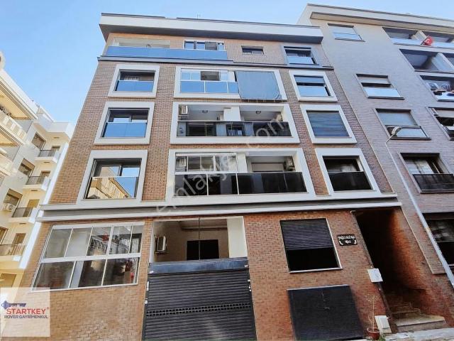 Karşiyaka, İzmir içerisinde satılık mülk