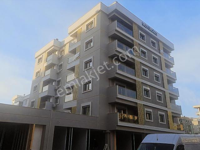 Karşiyaka, İzmir içerisinde satılık mülk