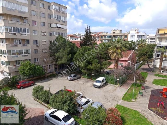 Karşiyaka, İzmir içerisinde kiralık mülk