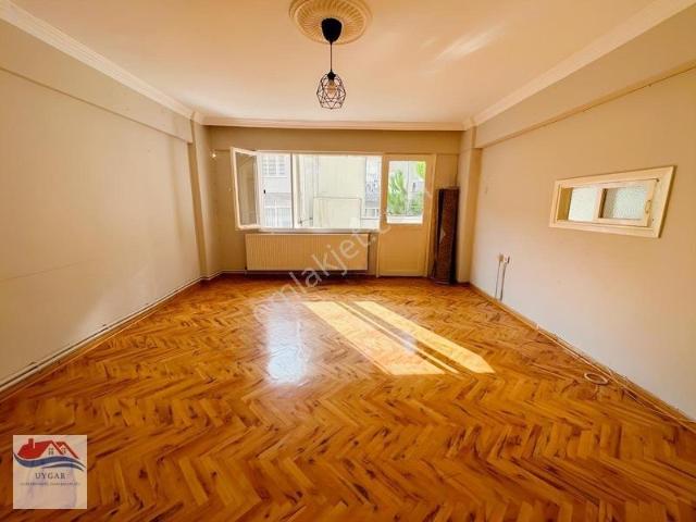 Karşiyaka, İzmir içerisinde kiralık mülk