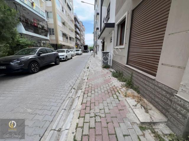 Karşiyaka, İzmir içerisinde kiralık mülk
