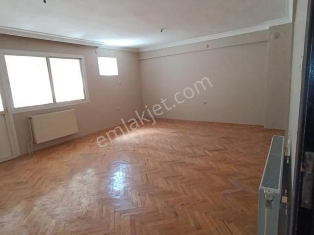 Karşiyaka, İzmir içerisinde kiralık mülk