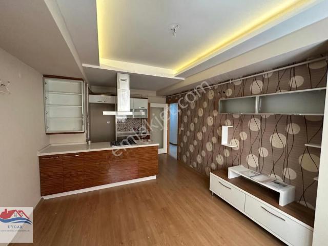 Karşiyaka, İzmir içerisinde kiralık mülk