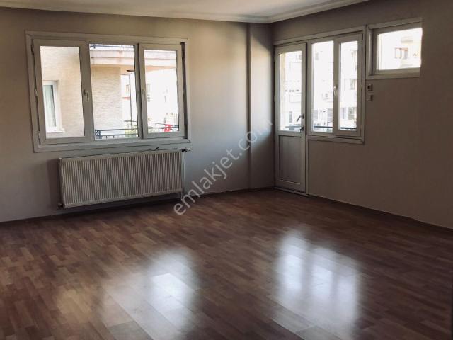Karşiyaka, İzmir içerisinde kiralık mülk