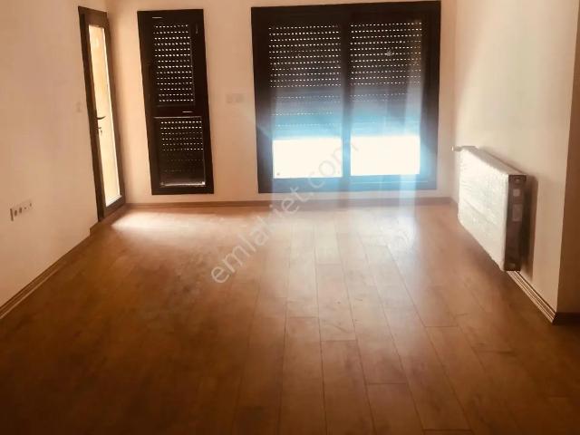 Yalı Mahallesi, Karşıyaka içerisinde satılık mülk