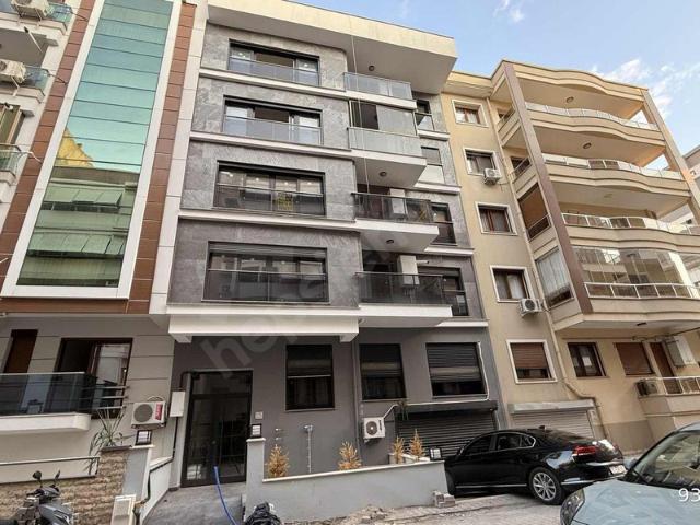 Yalı Mahallesi, Karşıyaka içerisinde satılık mülk