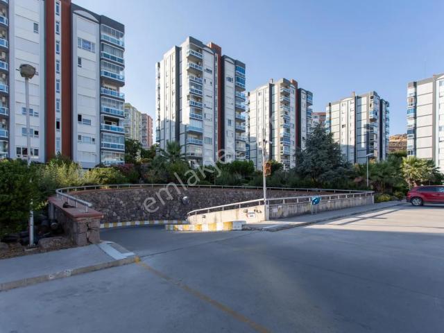 İzmir içerisinde satılık mülk