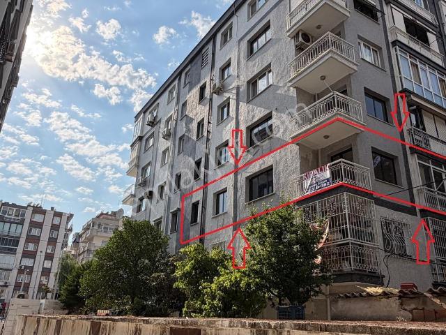 Karşiyaka, İzmir içerisinde kiralık mülk