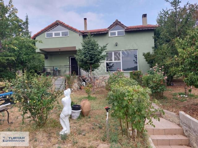 Bornova, İzmir içerisinde kiralık Villa