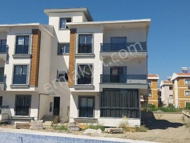 Karaağaç Şarkonak, Arsuz içerisinde kiralık mülk