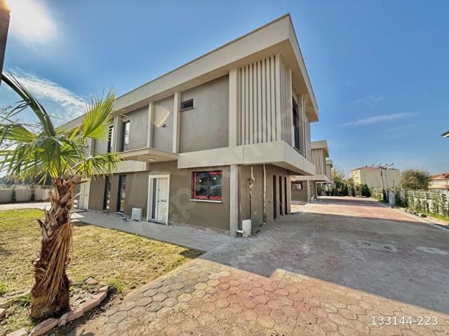 Manisa içerisinde satılık Villa