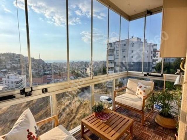 Karabağlar, İzmir içerisinde satılık mülk