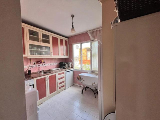Karabağlar, İzmir içerisinde kiralık mülk
