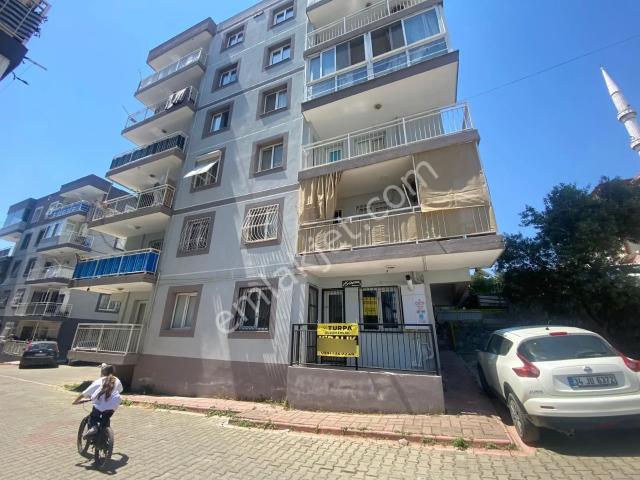 Karabağlar, İzmir içerisinde kiralık mülk