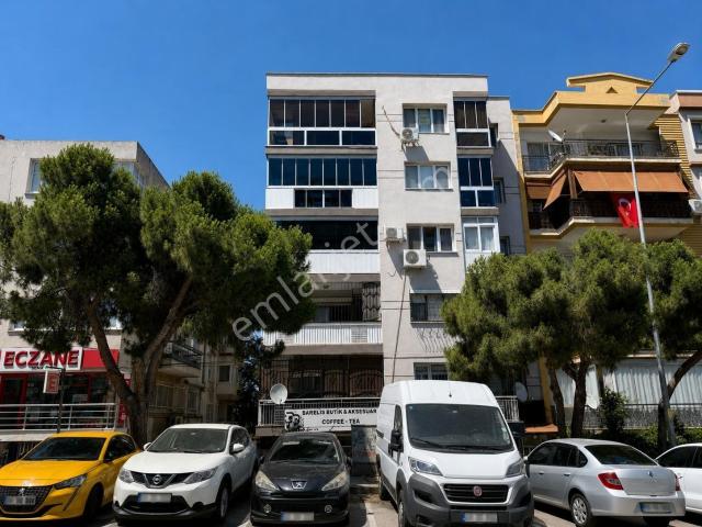 Karabağlar, İzmir içerisinde satılık mülk