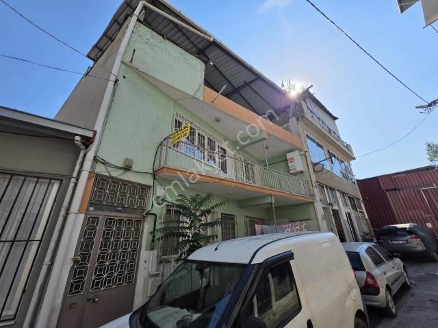 Karabağlar, İzmir içerisinde kiralık mülk