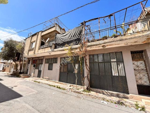 Karabağlar, İzmir içerisinde satılık Bina