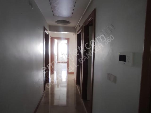 Karabağlar, İzmir içerisinde kiralık mülk