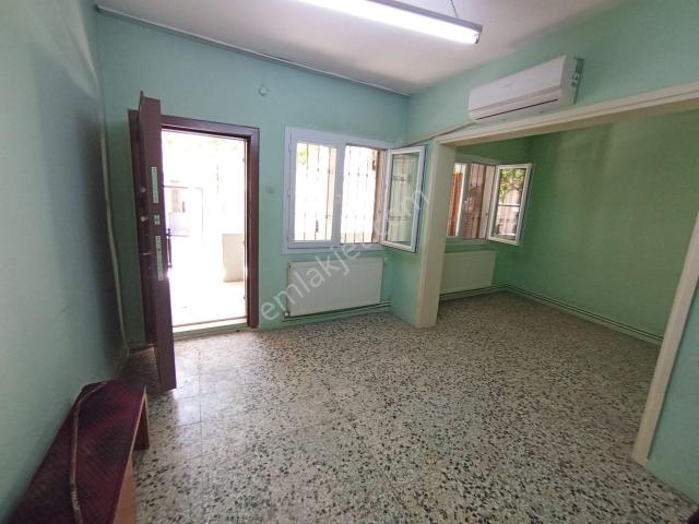 Karabağlar, İzmir içerisinde kiralık mülk
