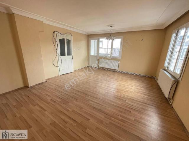 Karabağlar, İzmir içerisinde kiralık mülk