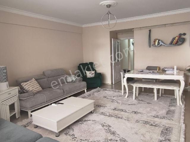 Karabağlar, İzmir içerisinde satılık mülk