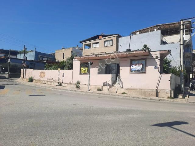 Karabağlar, İzmir içerisinde satılık Villa