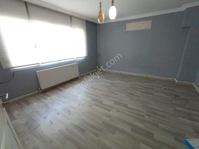 Karabağlar, İzmir içerisinde kiralık mülk