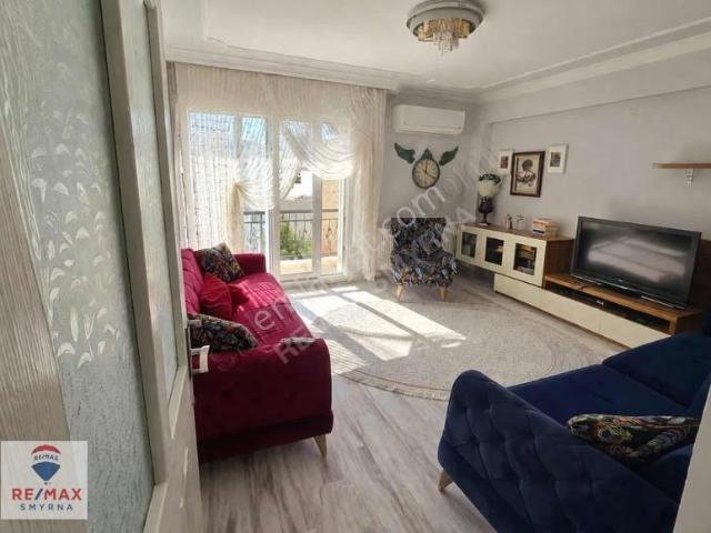 Karabağlar, İzmir içerisinde kiralık mülk