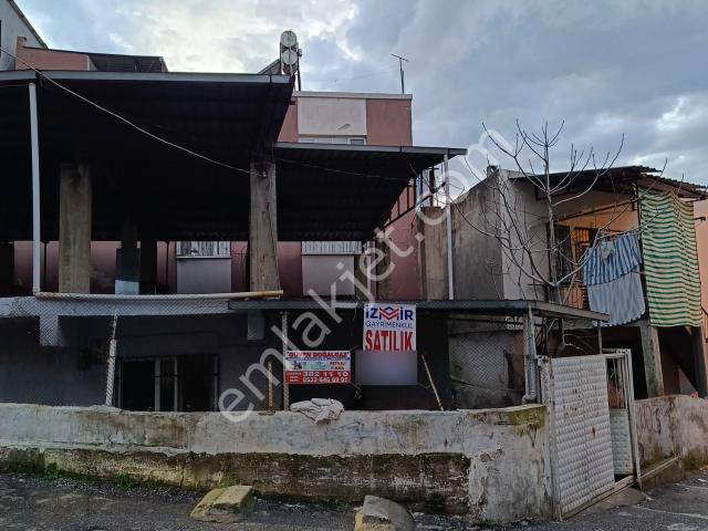 Karabağlar, İzmir içerisinde satılık Villa