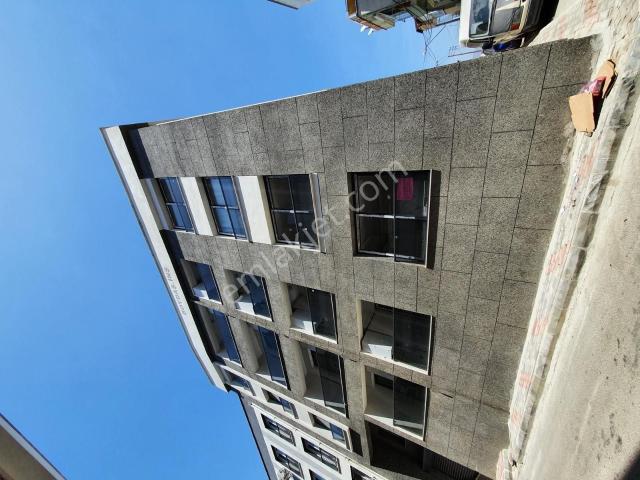 Karabağlar, İzmir içerisinde kiralık mülk