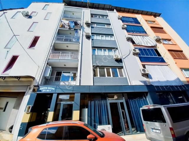 Karabağlar, İzmir içerisinde satılık mülk