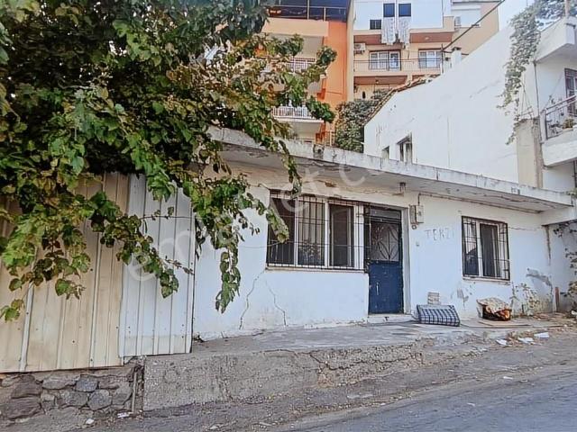 Karabağlar, İzmir içerisinde satılık Villa