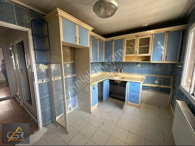 Karabağlar, İzmir içerisinde kiralık mülk