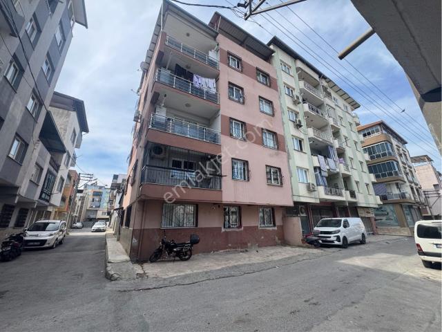 Karabağlar, İzmir içerisinde satılık mülk