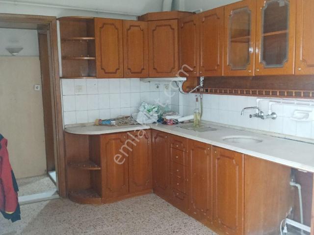 Karabağlar, İzmir içerisinde kiralık mülk