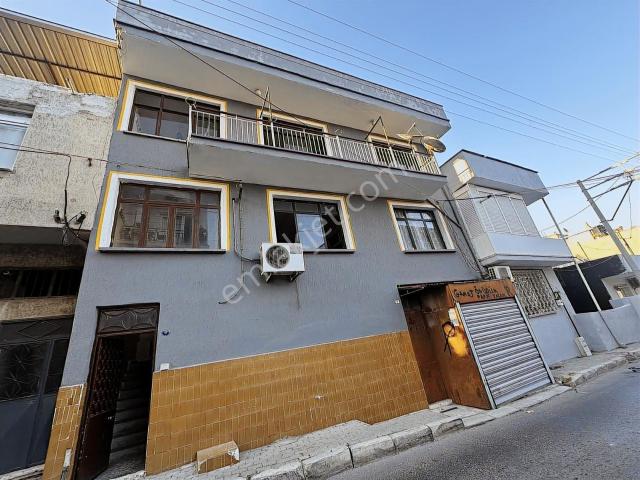 Karabağlar, İzmir içerisinde satılık Bina