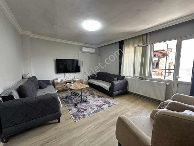 Karabağlar, İzmir içerisinde satılık mülk
