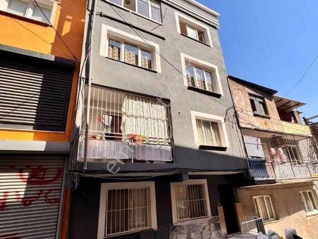 Karabağlar, İzmir içerisinde kiralık mülk