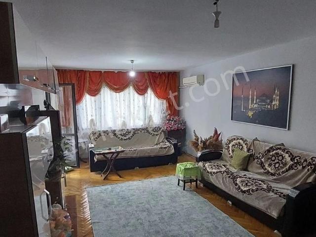 Karabağlar, İzmir içerisinde satılık mülk
