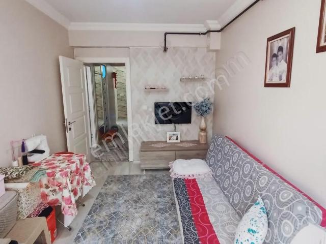 Karabağlar, İzmir içerisinde satılık mülk
