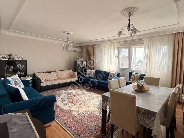 Karabağlar, İzmir içerisinde satılık mülk