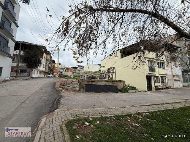 Karabağlar, İzmir içerisinde satılık Arsa