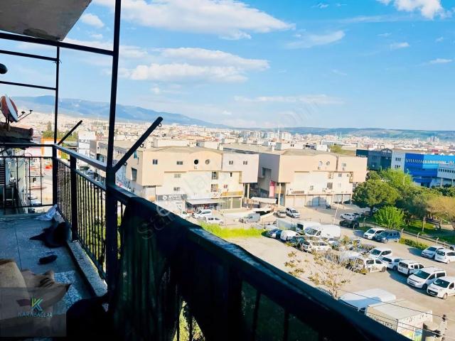 Karabağlar, İzmir içerisinde kiralık mülk