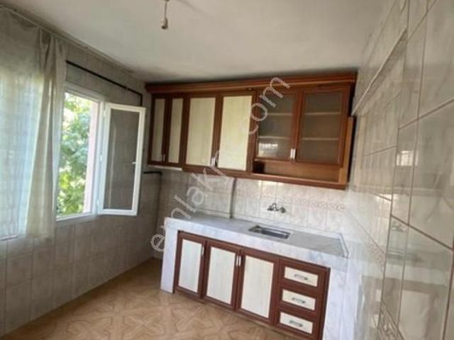 Peker Mahallesi, Karabağlar içerisinde kiralık mülk