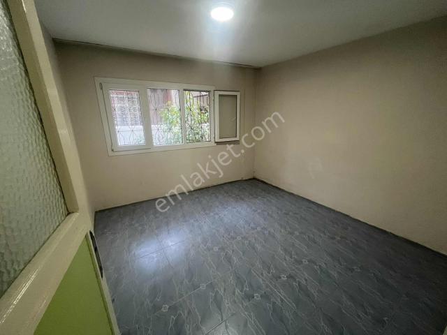 Uğur Mumcu Mahallesi, Karabağlar içerisinde kiralık mülk