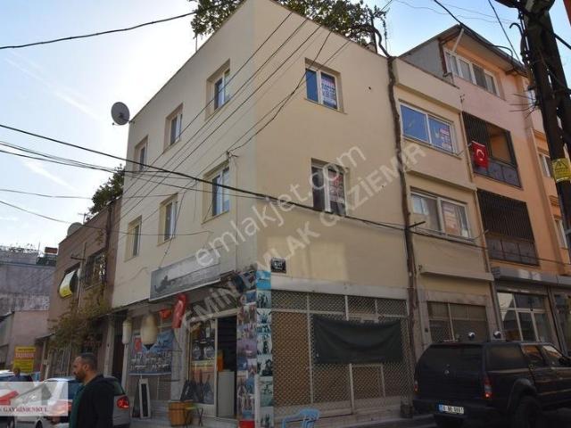 Karabağlar, İzmir içerisinde satılık Bina