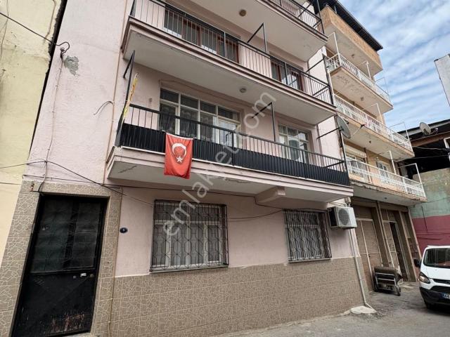 Karabağlar, İzmir içerisinde satılık mülk