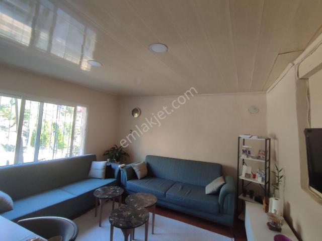 Karabağlar, İzmir içerisinde satılık Villa